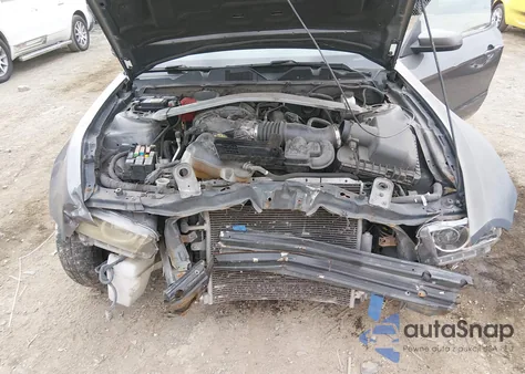 2013 Ford Mustang V6 Premium from USA, damaged, VIN 1ZVBP8EM4D5219354